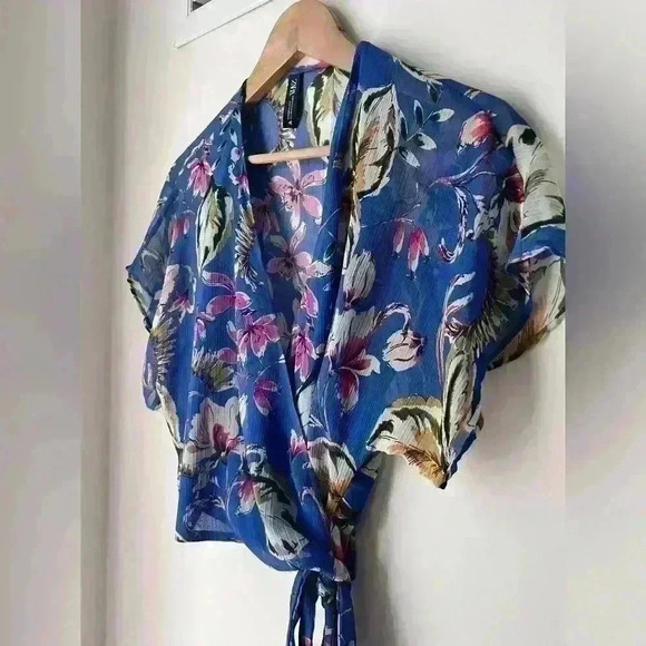 Zara Women’s Floral Blue Sheer Wrap Waist Coastal Euro Summer Boho Top XS - Picture 4 of 11